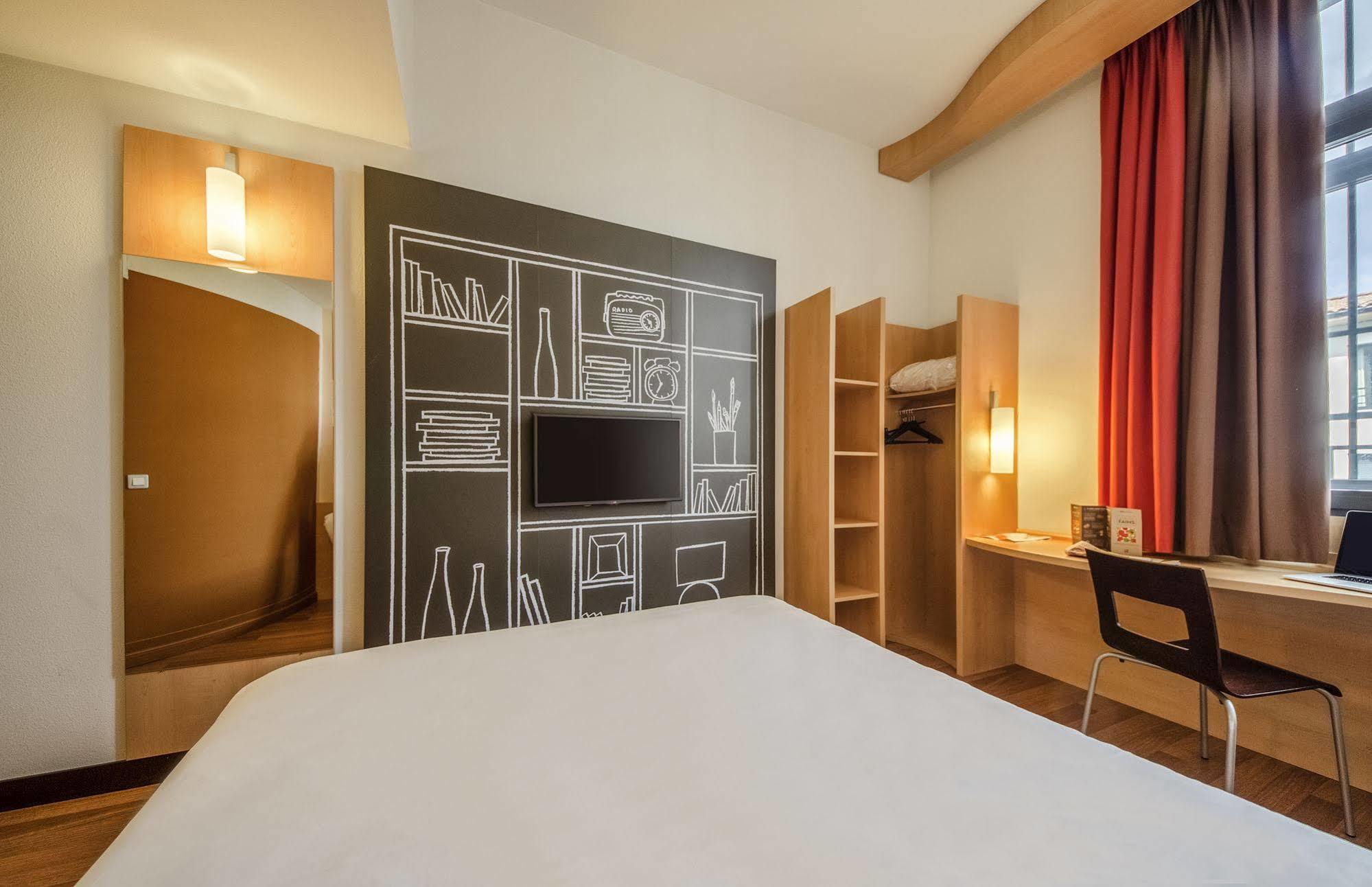 Ibis Sarlat Centre Hotel Buitenkant foto